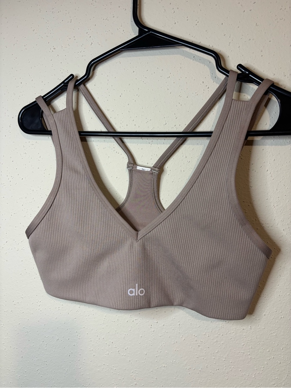 ALO Yoga Ribbed V-Neck Racerback Sports Bra in Taupe